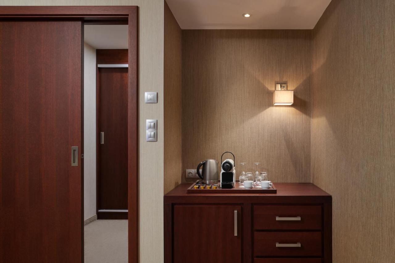 Hotel Singer Ludvikov Ngoại thất bức ảnh